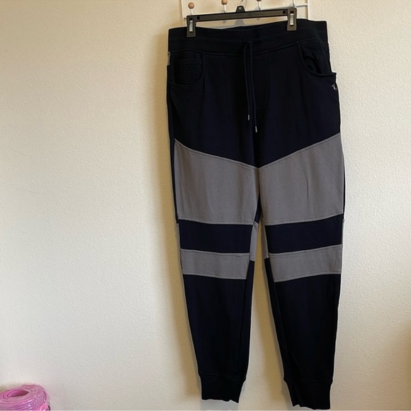 True religion sweats